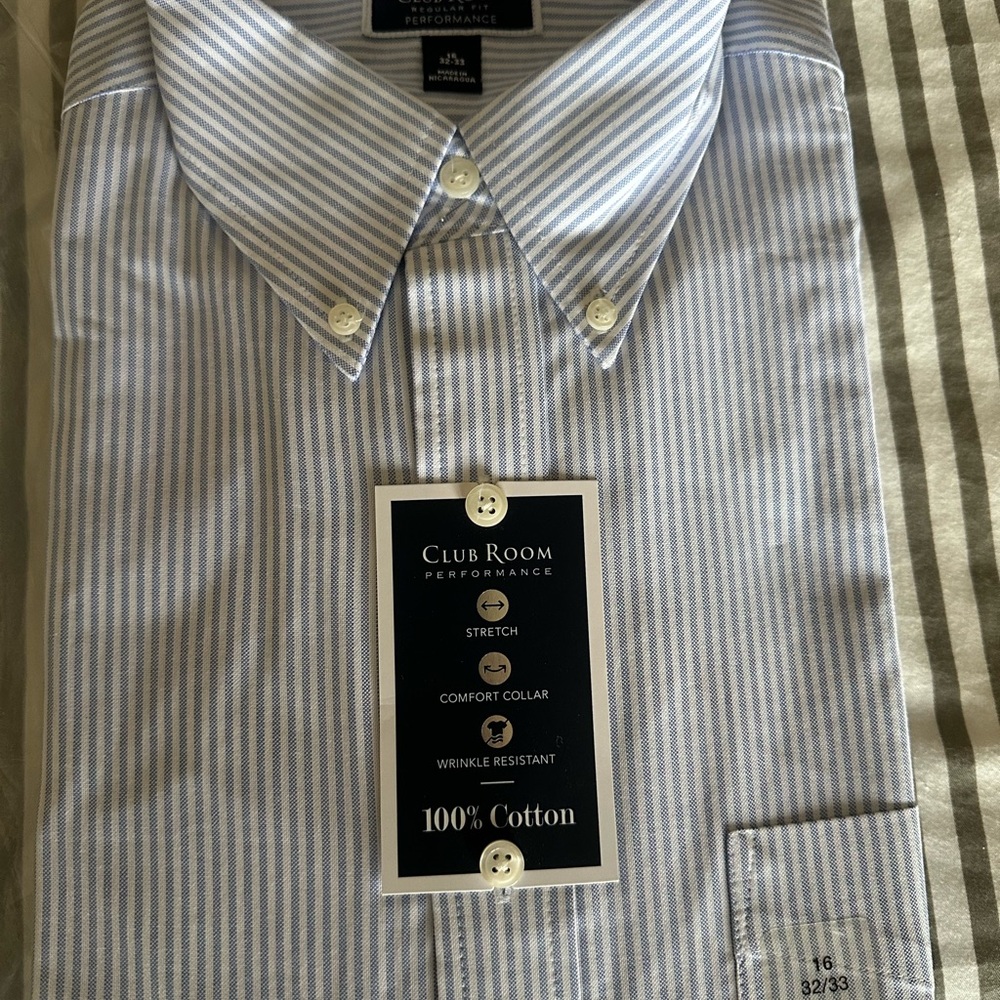 NWT Club Room Men's Blue/White Striped button down Shirt